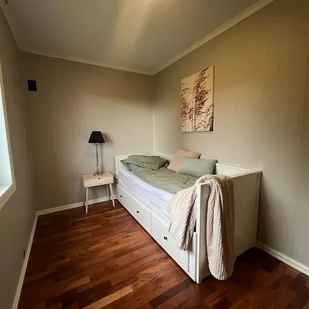 Appartement Fin Med Fjord Utsikt Ulsteinvik