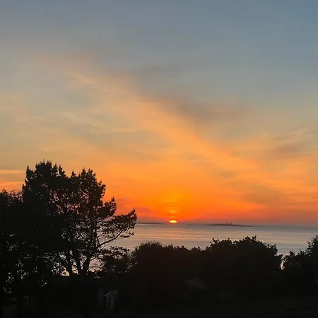 Fin Med Fjord Utsikt Appartement