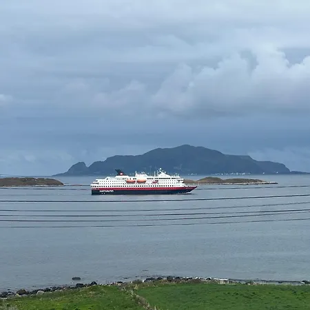 Fin Med Fjord Utsikt Apartman